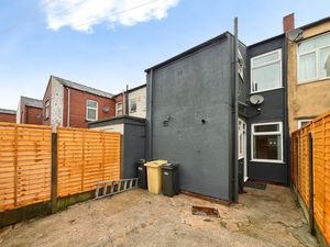 Rear- click for photo gallery